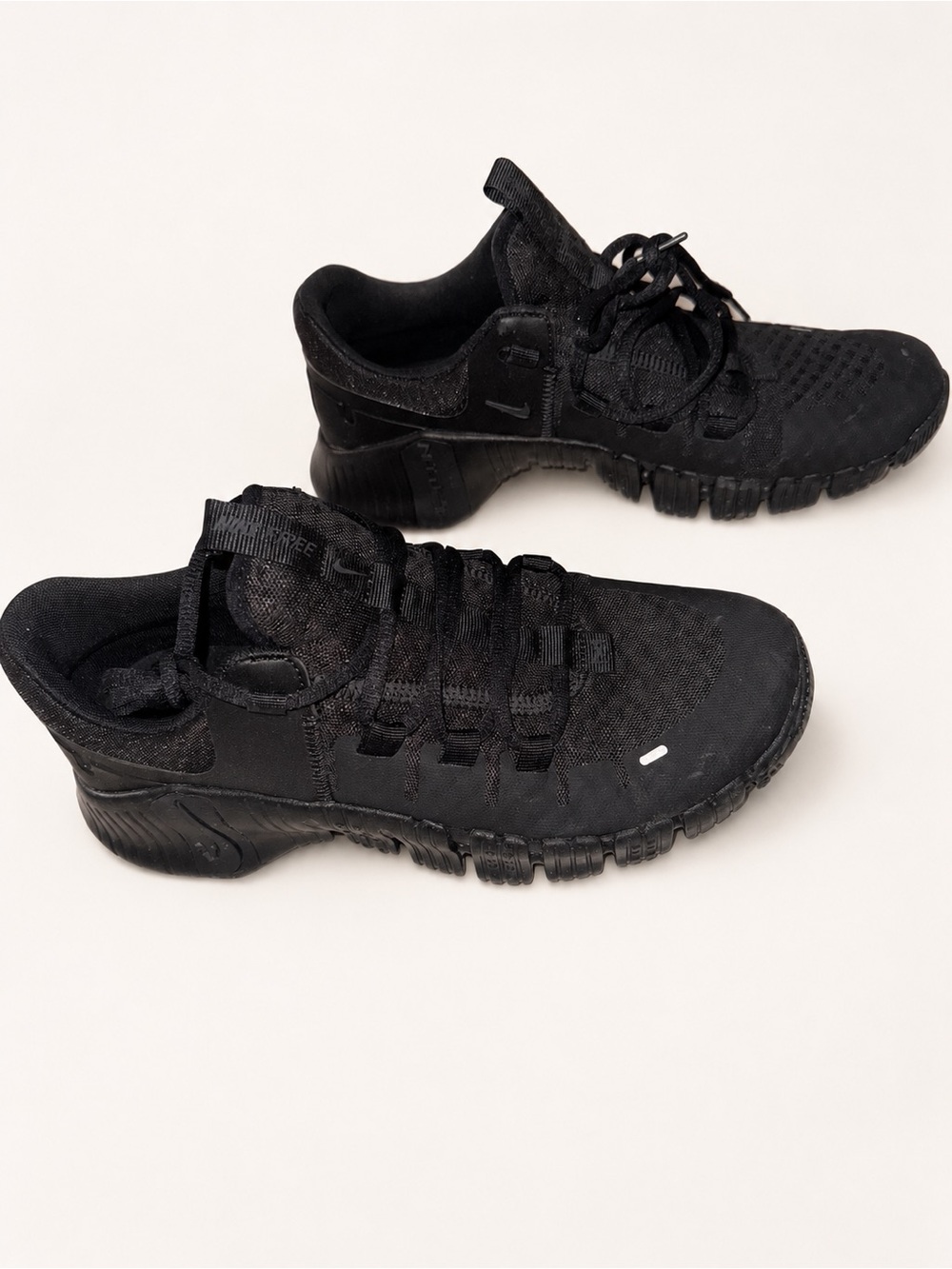 Nike Men's Black Running Sneakers